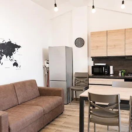 Feriehus Cozy Near Torre Talao & Historic Centre